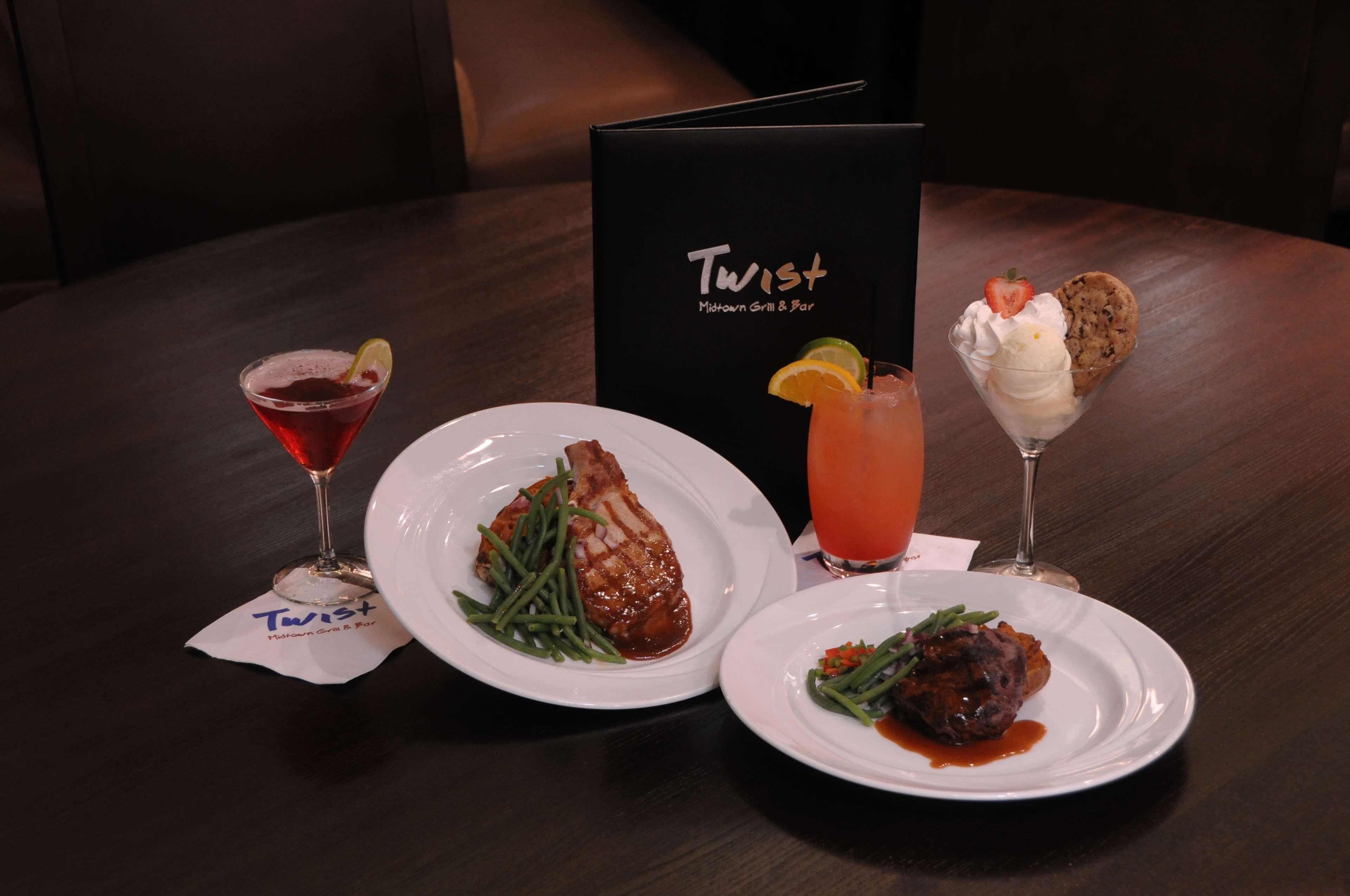 Doubletree By Hilton Decatur Riverfront Ngoại thất bức ảnh