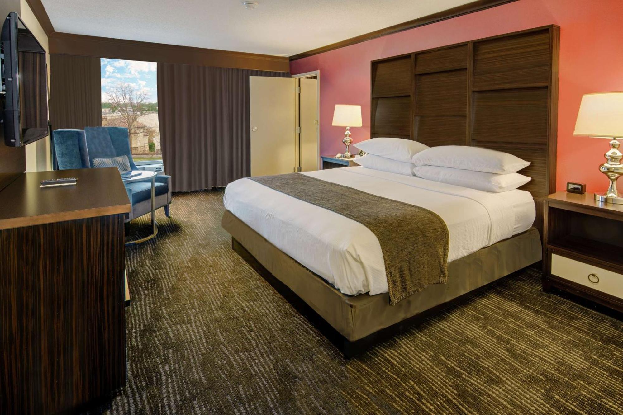 Doubletree By Hilton Decatur Riverfront Ngoại thất bức ảnh