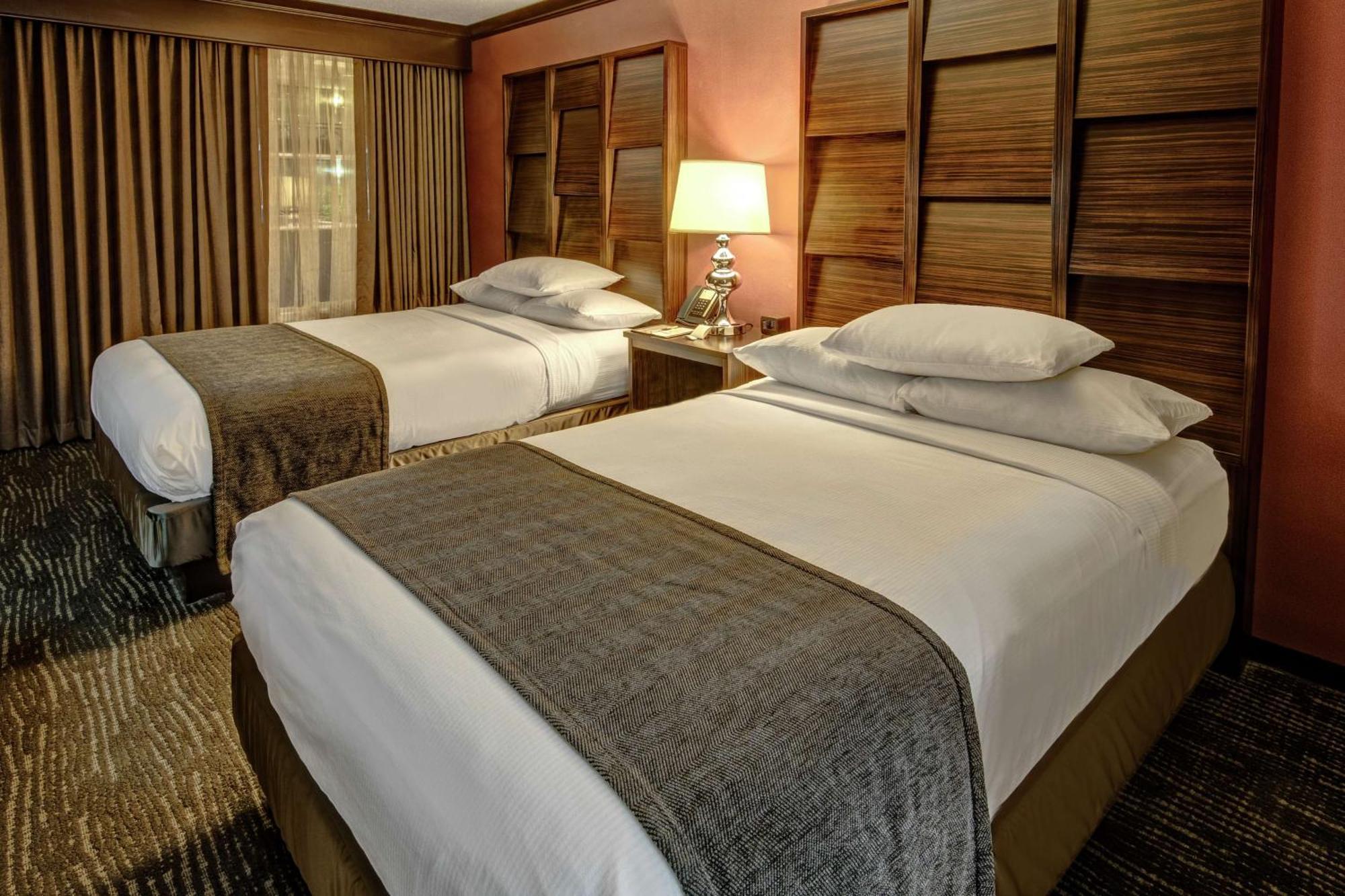 Doubletree By Hilton Decatur Riverfront Ngoại thất bức ảnh