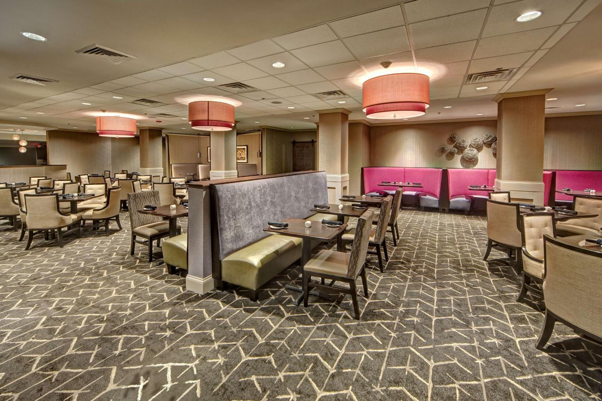 Doubletree By Hilton Decatur Riverfront Ngoại thất bức ảnh