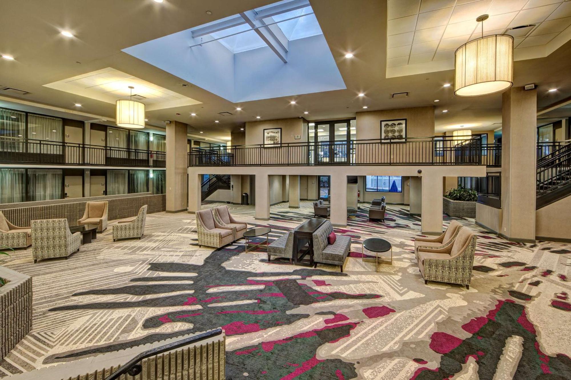 Doubletree By Hilton Decatur Riverfront Ngoại thất bức ảnh